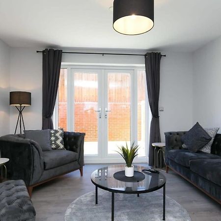 Stunning 2 Bedroom Apartment In Wallasey Buitenkant foto
