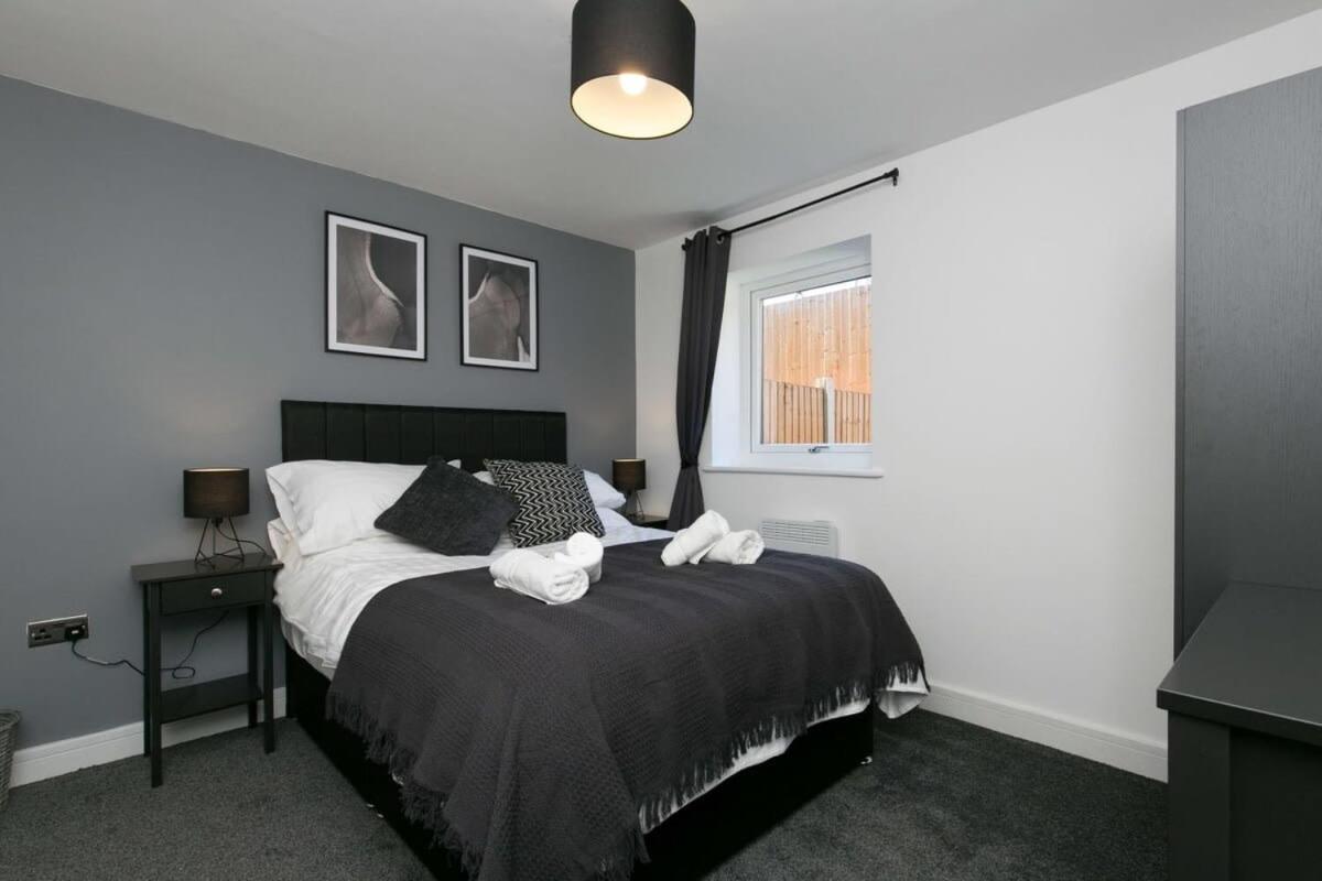 Stunning 2 Bedroom Apartment In Wallasey Buitenkant foto