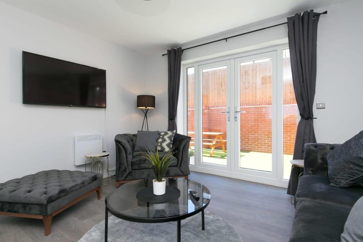 Stunning 2 Bedroom Apartment In Wallasey Buitenkant foto